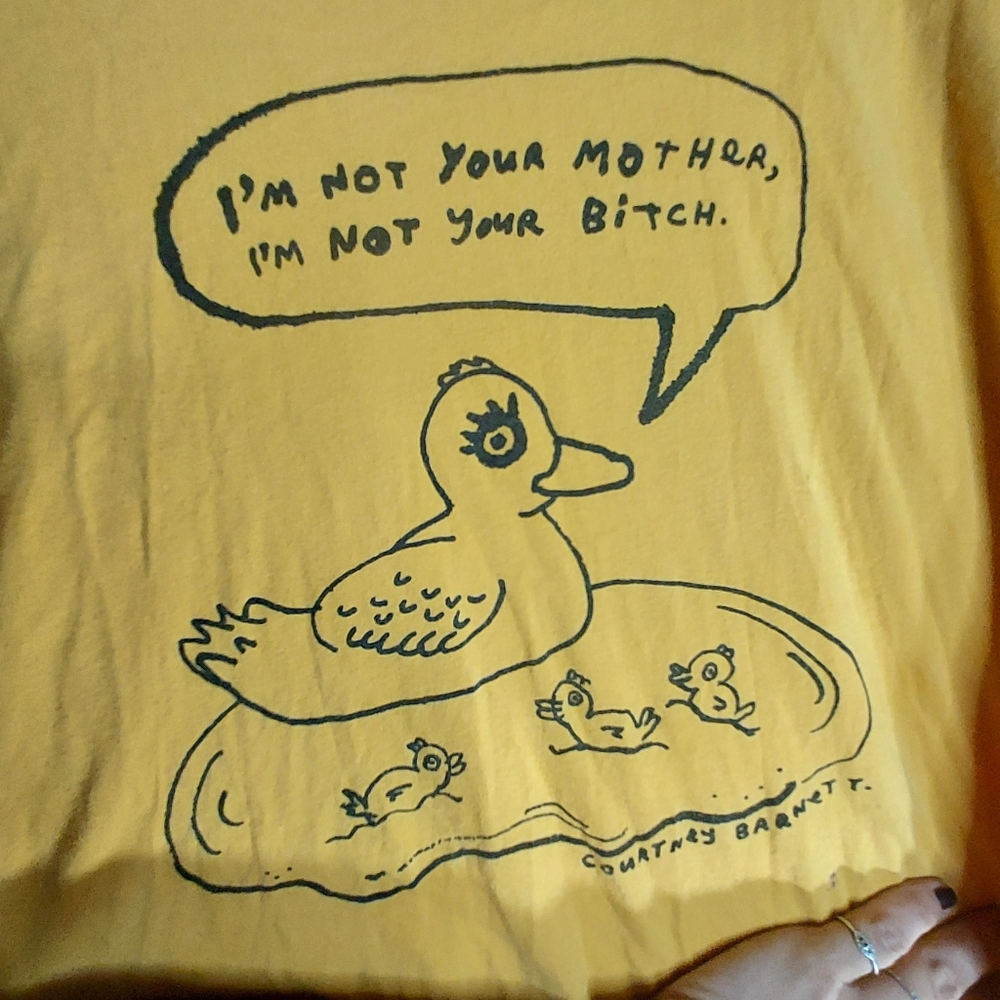 Distressed tee - Picture 6 of 6